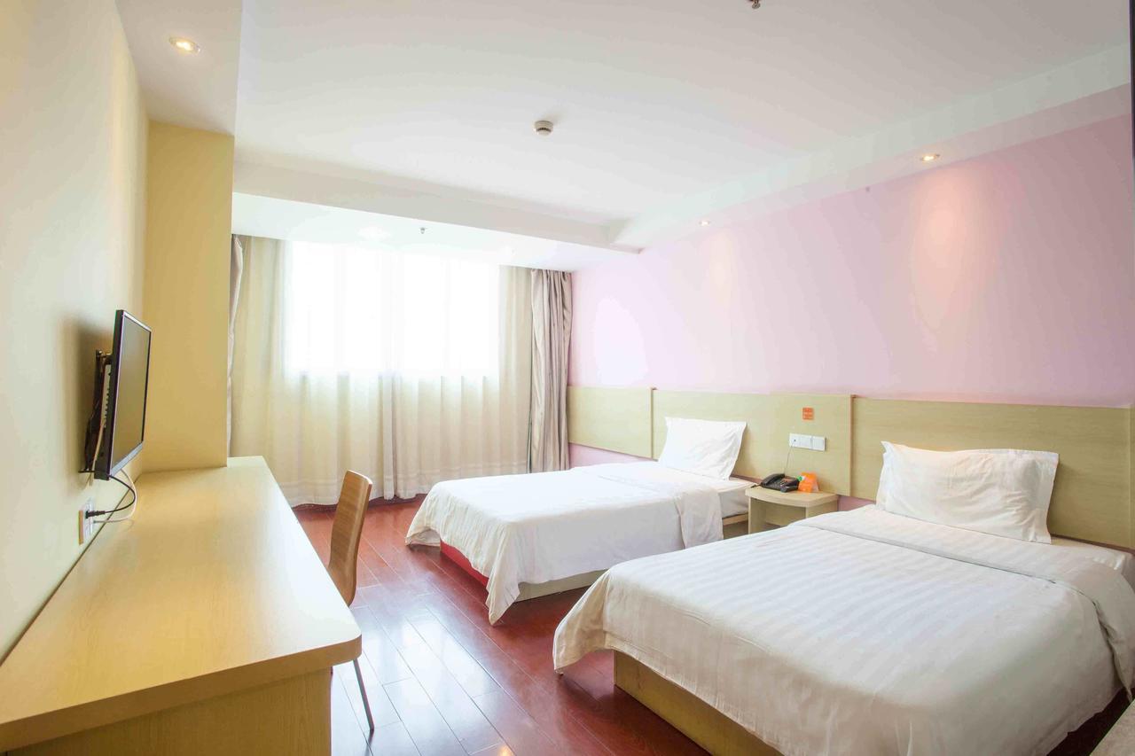 7Days Inn Changchun Renmin Avenue Pingquan Road Екстер'єр фото