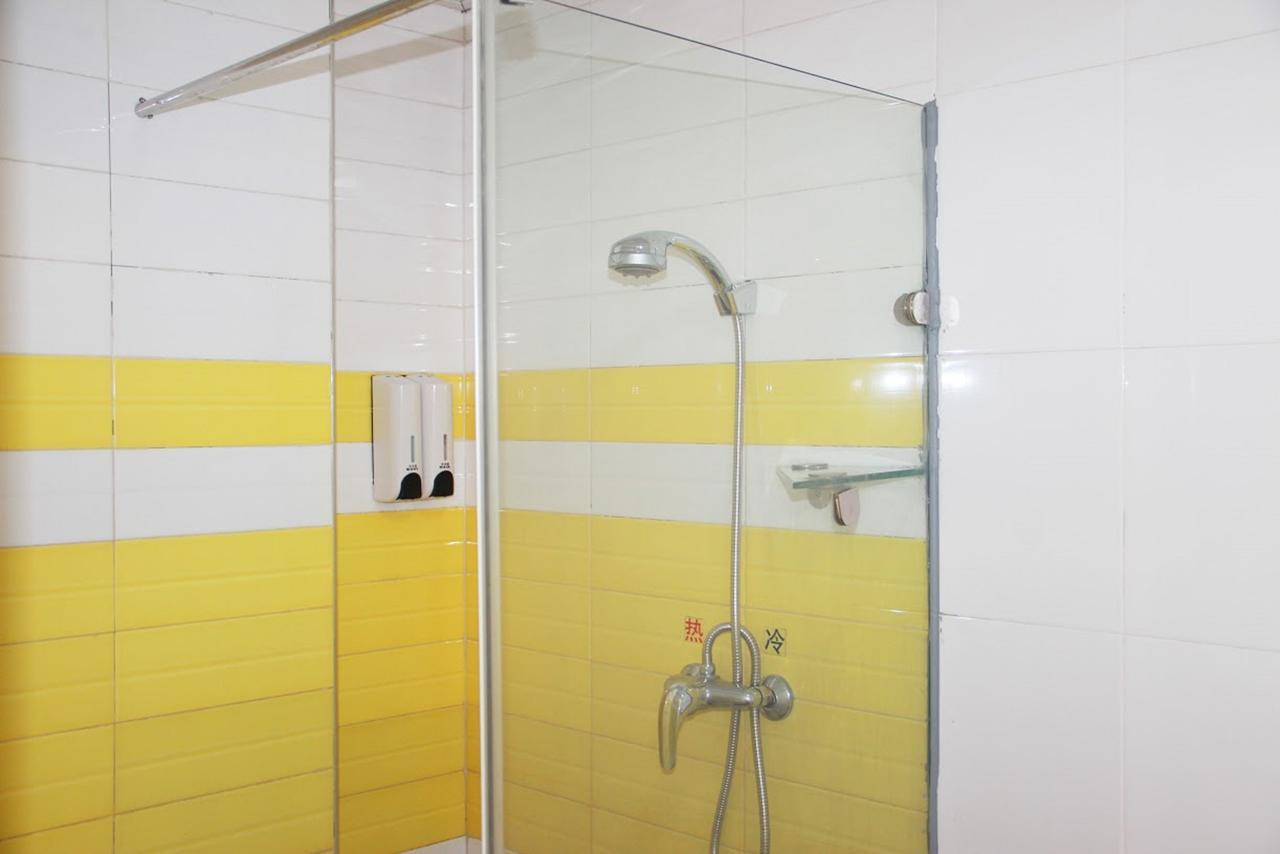 7Days Inn Changchun Renmin Avenue Pingquan Road Екстер'єр фото