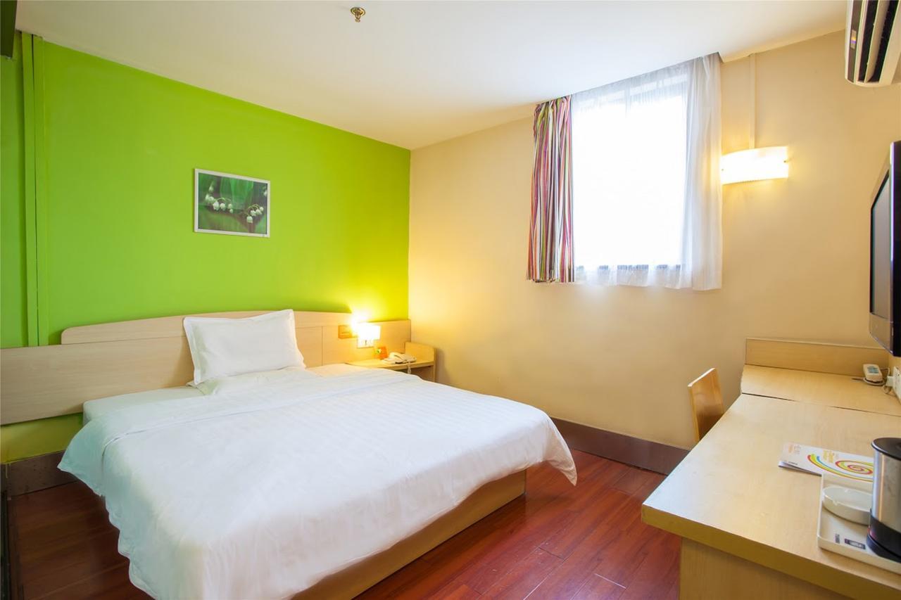 7Days Inn Changchun Renmin Avenue Pingquan Road Екстер'єр фото